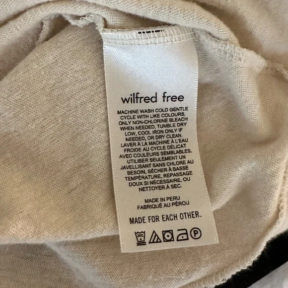 Aritzia/Wilfred Free "Havasu Tee" - Picture 3 of 4
